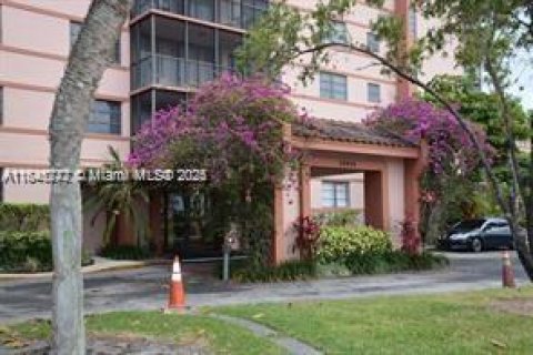Copropriété à vendre à Miami, Floride: 2 chambres, 148.27 m2 № 1960830 - photo 11