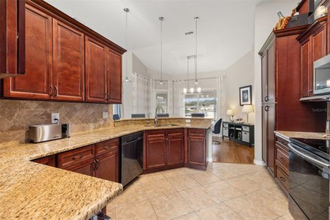 House in Clermont, Florida 4 bedrooms, 232.26 sq.m. № 1530735 - photo 22