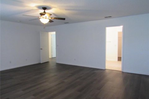 Villa ou maison à louer à Sanford, Floride: 4 chambres, 230.03 m2 № 1829061 - photo 27