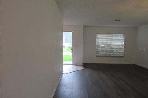 Villa ou maison à louer à Sanford, Floride: 4 chambres, 230.03 m2 № 1829061 - photo 11