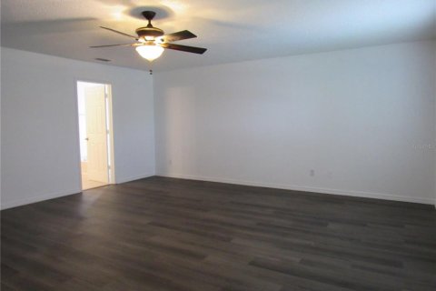 Villa ou maison à louer à Sanford, Floride: 4 chambres, 230.03 m2 № 1829061 - photo 28