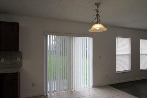 Villa ou maison à louer à Sanford, Floride: 4 chambres, 230.03 m2 № 1829061 - photo 7