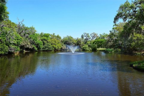 House in Sarasota, Florida 4 bedrooms, 133.59 sq.m. № 1516249 - photo 16