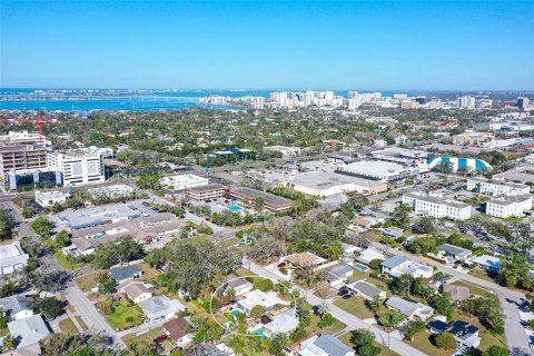 House in Sarasota, Florida 4 bedrooms, 133.59 sq.m. № 1516249 - photo 9