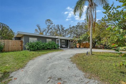 House in Sarasota, Florida 4 bedrooms, 133.59 sq.m. № 1516249 - photo 19