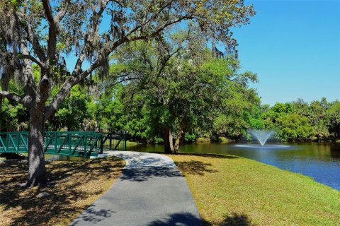 House in Sarasota, Florida 4 bedrooms, 133.59 sq.m. № 1516249 - photo 15