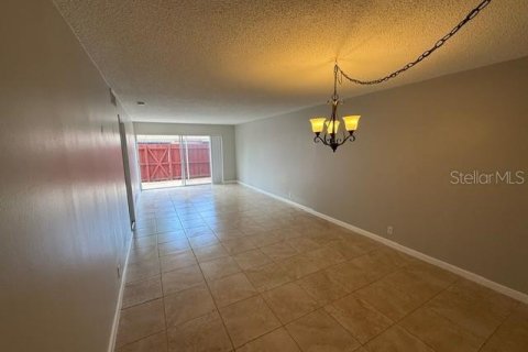 Copropriété à louer à Sarasota, Floride: 2 chambres, 81.2 m2 № 1906901 - photo 12