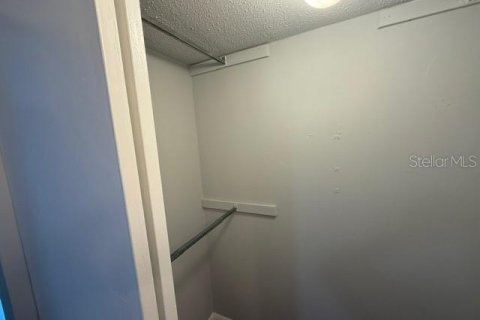 Copropriété à louer à Sarasota, Floride: 2 chambres, 81.2 m2 № 1906901 - photo 8