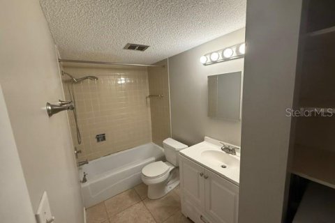 Copropriété à louer à Sarasota, Floride: 2 chambres, 81.2 m2 № 1906901 - photo 14