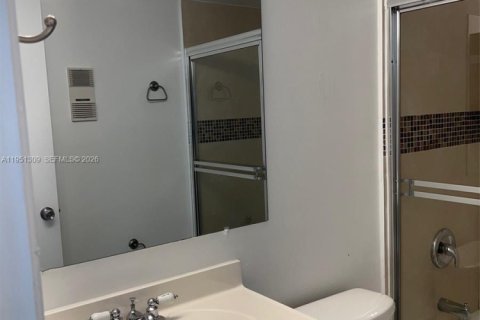 Copropriété à louer à Miami, Floride: 3 chambres, 93.74 m2 № 2007284 - photo 9