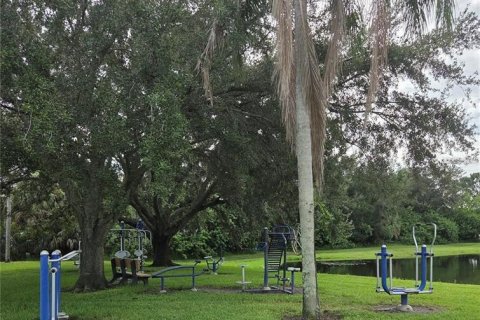 Condo in Orlando, Florida, 2 bedrooms № 2213352 - photo 13