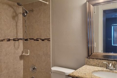 Condo in Orlando, Florida, 2 bedrooms № 2213352 - photo 9