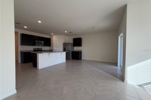 Casa en alquiler en Haines City, Florida, 4 dormitorios, 173.45 m2 № 2099174 - foto 7
