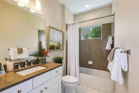 Casa en venta en Sarasota, Florida, 3 dormitorios, 196.02 m2 № 1898437 - foto 15