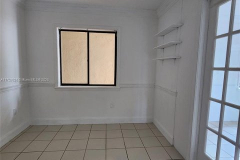 Condo in Miami, Florida, 4 bedrooms  № 1861212 - photo 25