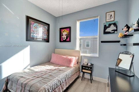 Купить таунхаус в Корал-Спрингс, Флорида 3 спальни, 141.58м2, № 1983947 - фото 26