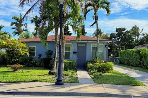 Propiedad comercial en venta en Miami, Florida, 138.05 m2 № 2030437 - foto 23