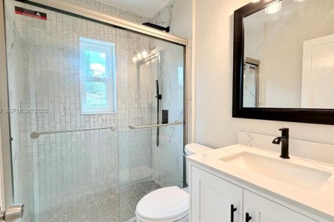 Propiedad comercial en venta en Miami, Florida, 138.05 m2 № 2030437 - foto 18