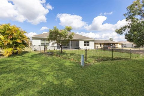 Villa ou maison à vendre à Punta Gorda, Floride: 3 chambres, 217.3 m2 № 2199688 - photo 3