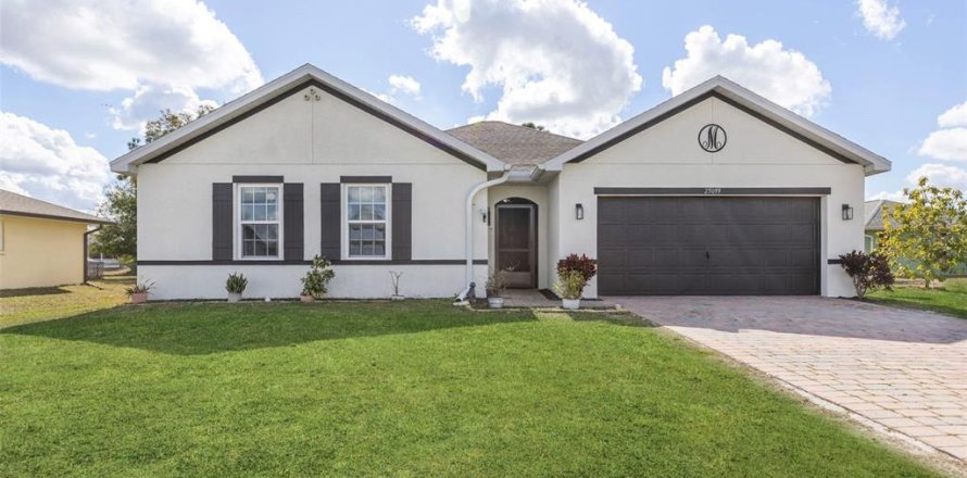 Villa ou maison à Punta Gorda, Floride 3 chambres, 217.3 m2 № 2199688