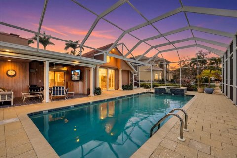Villa ou maison à vendre à Sarasota, Floride: 4 chambres, 297.66 m2 № 2418418 - photo 3