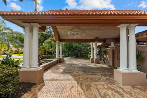 Villa ou maison à vendre à Sarasota, Floride: 4 chambres, 297.66 m2 № 2418418 - photo 6