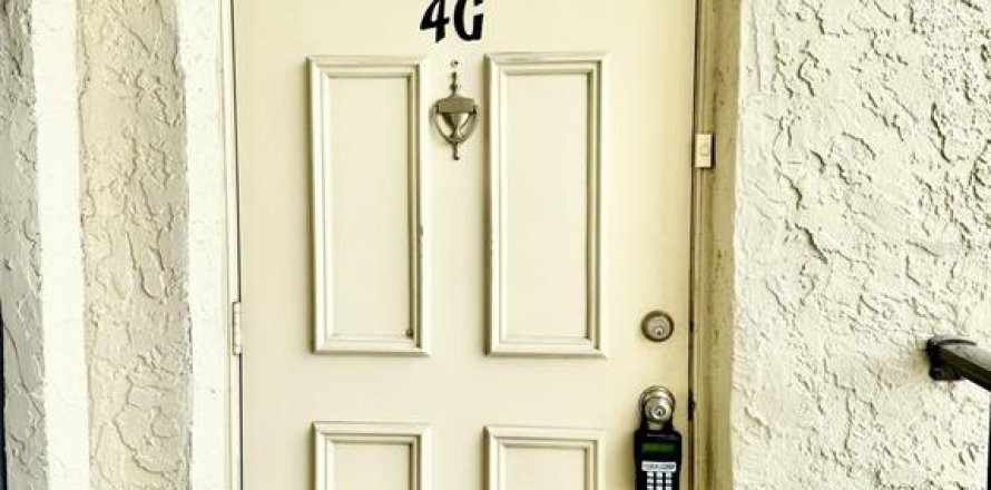 Condominio en Clearwater, Florida, 3 dormitorios № 1823176