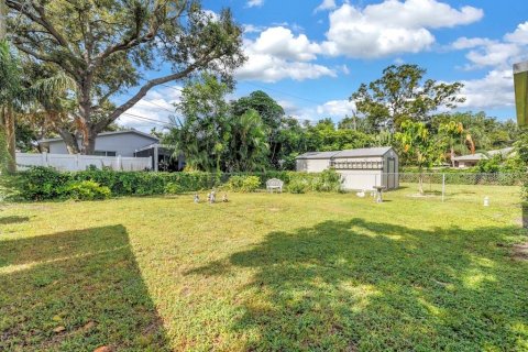 House in Saint Petersburg, Florida 2 bedrooms, 124.21 sq.m. № 1873470 - photo 24