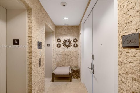 Купить кондоминиум в Санни-Айлс-Бич, Флорида 3 спальни, 257.15м2, № 2024417 - фото 27