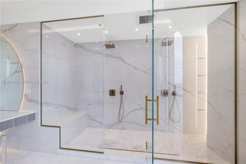 Купить кондоминиум в Санни-Айлс-Бич, Флорида 3 спальни, 257.15м2, № 2024417 - фото 20