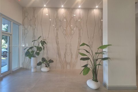 Condo in Sunny Isles Beach, Florida, 2 bedrooms  № 1585180 - photo 5