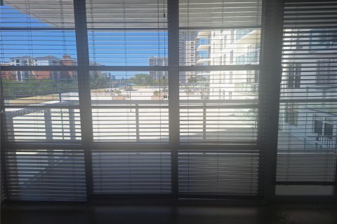 Condo in Sunny Isles Beach, Florida, 2 bedrooms  № 1585180 - photo 14