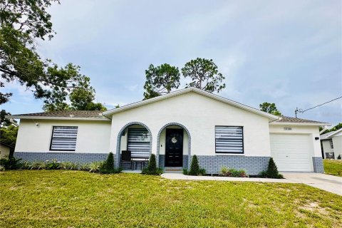 Casa en venta en Spring Hill, Florida, 3 dormitorios, 103.49 m2 № 1786390 - foto 1