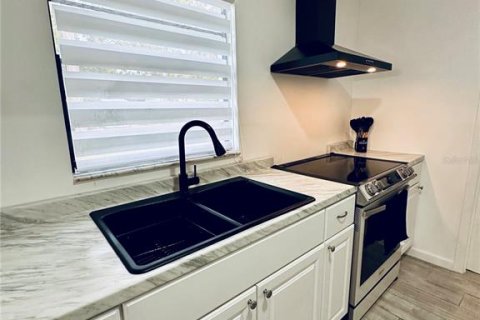 Купить виллу или дом в Спринг-Хилл, Флорида 6 комнат, 103.49м2, № 1786390 - фото 25