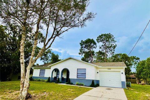 House in Spring Hill, Florida 3 bedrooms, 103.49 sq.m. № 1786390 - photo 4