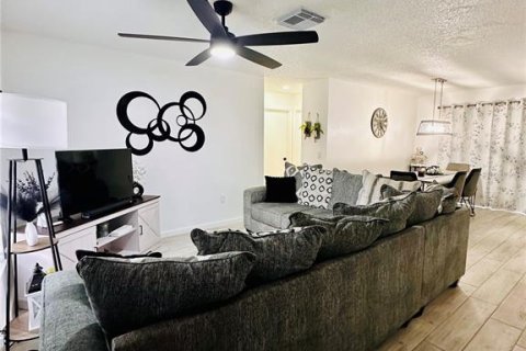 Casa en venta en Spring Hill, Florida, 3 dormitorios, 103.49 m2 № 1786390 - foto 12
