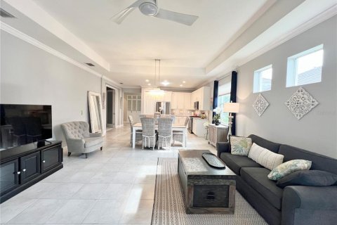 Apartment in Sarasota, Florida 2 bedrooms, 153.2 sq.m. № 2258508 - photo 5