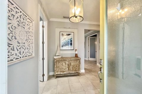 Apartment in Sarasota, Florida 2 bedrooms, 153.2 sq.m. № 2258508 - photo 9