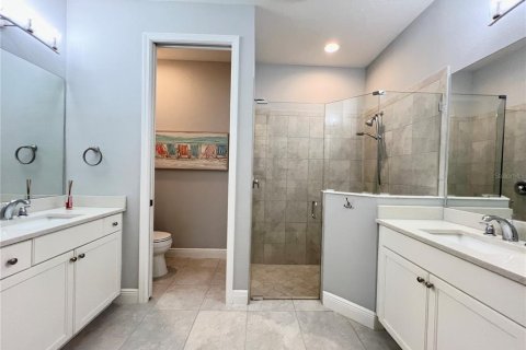 Apartment in Sarasota, Florida 2 bedrooms, 153.2 sq.m. № 2258508 - photo 8