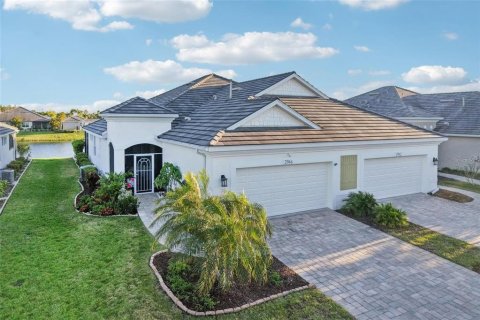 Apartment in Sarasota, Florida 2 bedrooms, 153.2 sq.m. № 2258508