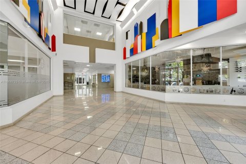 Immobilier commercial à vendre à Doral, Floride № 1925770 - photo 7