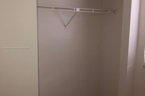 Copropriété à vendre à Oakland Park, Floride: 2 chambres, 82.68 m2 № 2035037 - photo 15