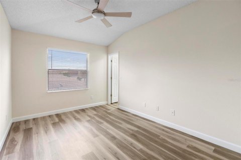 Casa en venta en Orlando, Florida, 4 dormitorios, 231.05 m2 № 1665982 - foto 28