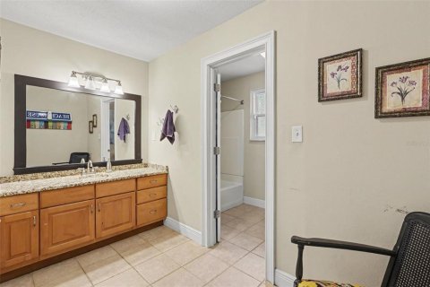 Villa ou maison à vendre à Valrico, Floride: 4 chambres, 278.43 m2 № 2284924 - photo 14