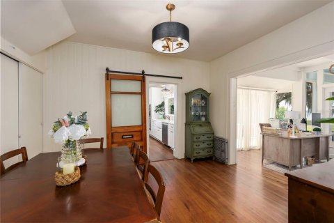 House in Keystone Heights, Florida 5 bedrooms, 285.02 sq.m. № 1767644 - photo 16