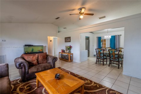 House in Ocala, Florida 3 bedrooms № 1774453 - photo 21