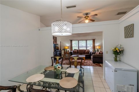 House in Ocala, Florida 3 bedrooms № 1774453 - photo 22