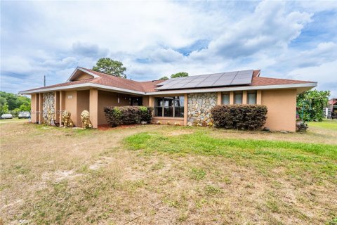 House in Ocala, Florida 3 bedrooms № 1774453 - photo 7