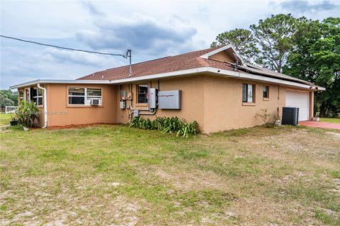 House in Ocala, Florida 3 bedrooms № 1774453 - photo 9