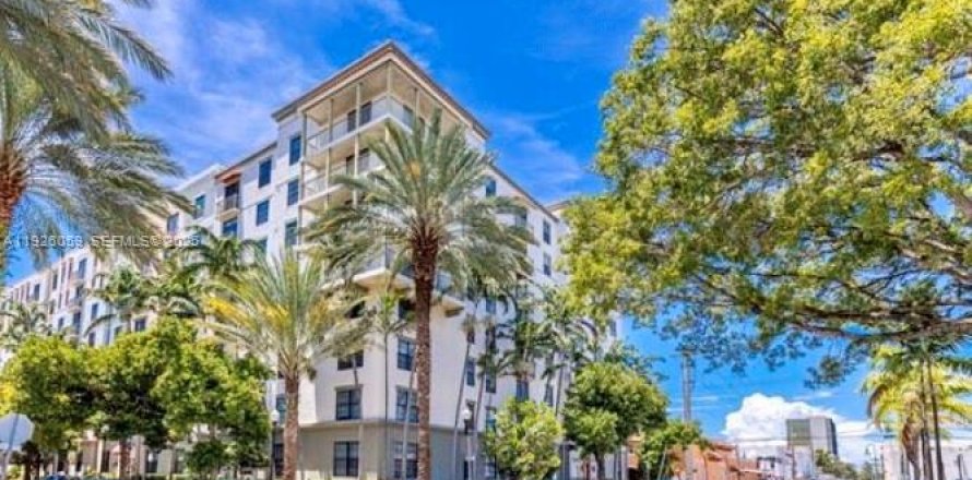 Condo in Hollywood, Florida, 1 bedroom № 1984501